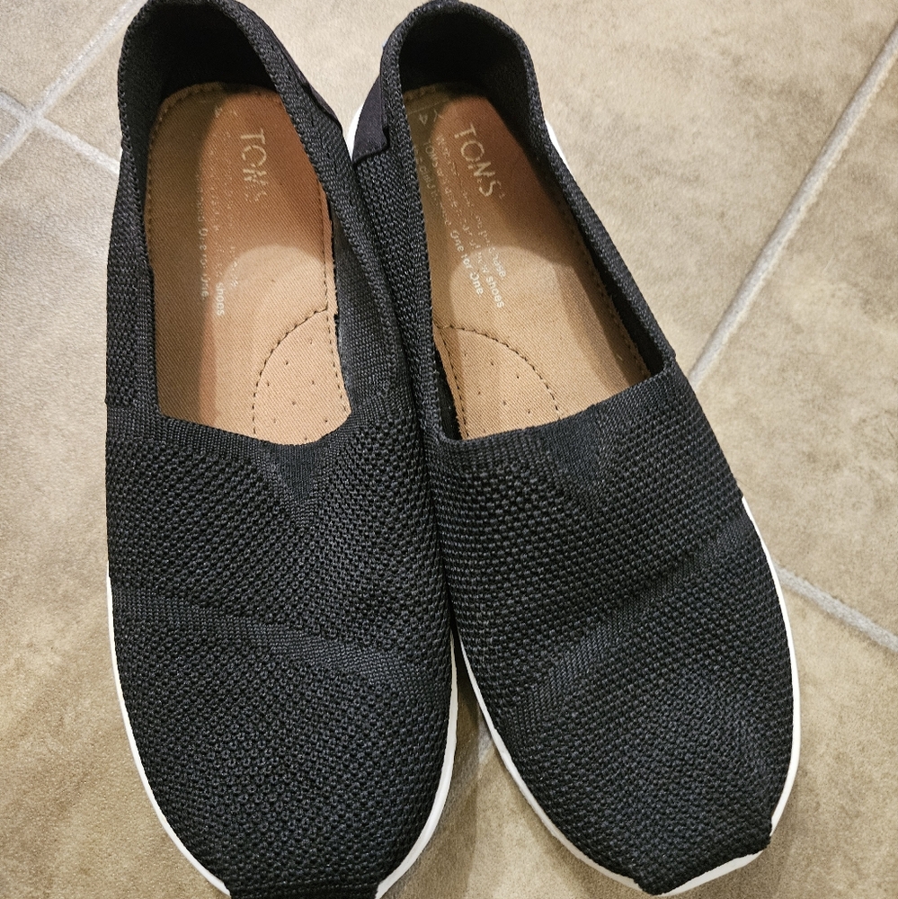 Black Toms - Youth 4/Women's 6